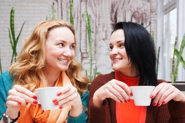 Women drinking coffee
